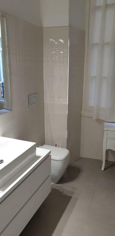 Piazza San Rocco Suite Art Verbania Exterior photo